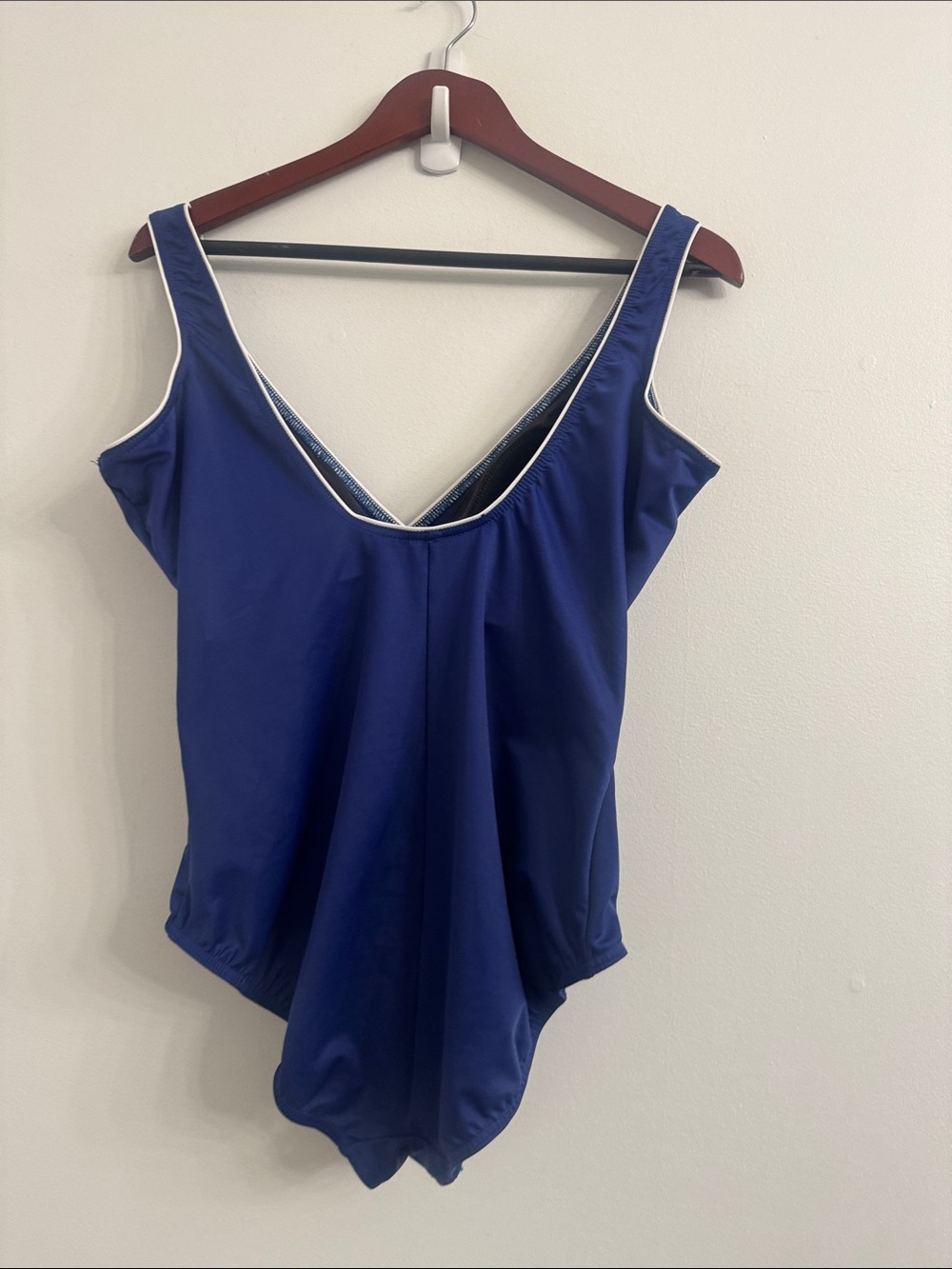 Miraclesuit Horizon One Piece Swimsuit Size 14 Blue White Tummy Control - Picture 3 of 4